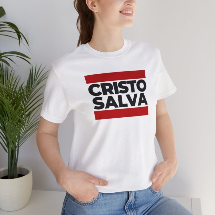 Cristo Salvaa Camiseta Cristo Salva - Ropa de Fe - YHWH Threads - Image 24